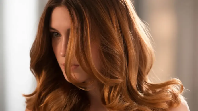 Cheveux châtains : tout ce qu'il faut savoir sur les plus belles nuances et les soins à leur apporter